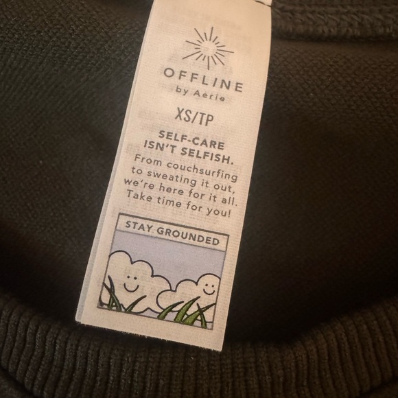 Olive Green Long Sleeve Crop Top - Picture 2 of 3